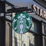 【スタバ福袋2022】予約はいつから?発売日は?購入方法と中身ネタバレ!